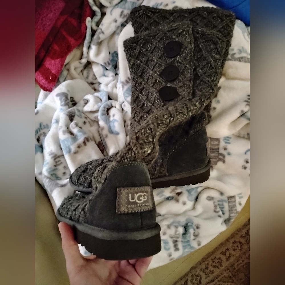 UGG Sweater Style Boots - Picture 1 of 5